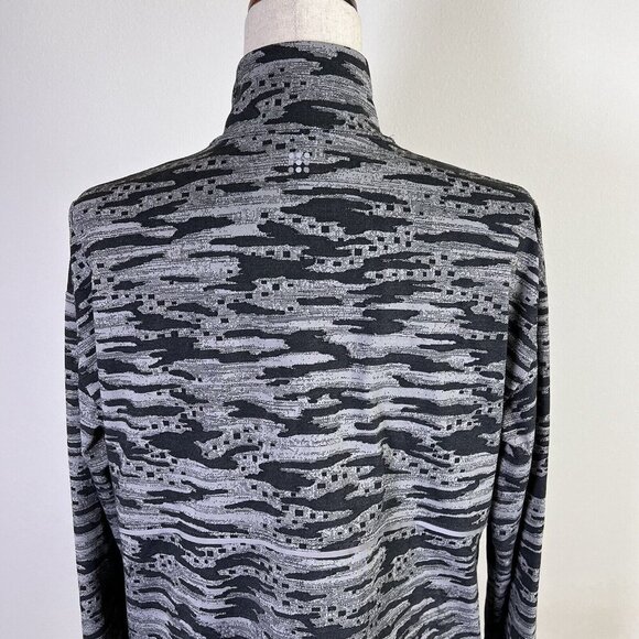 Title Nine Daily Decathlon Full Zip Jacket Women's Large Grey Camo Running Gym - Picture 8 of 16